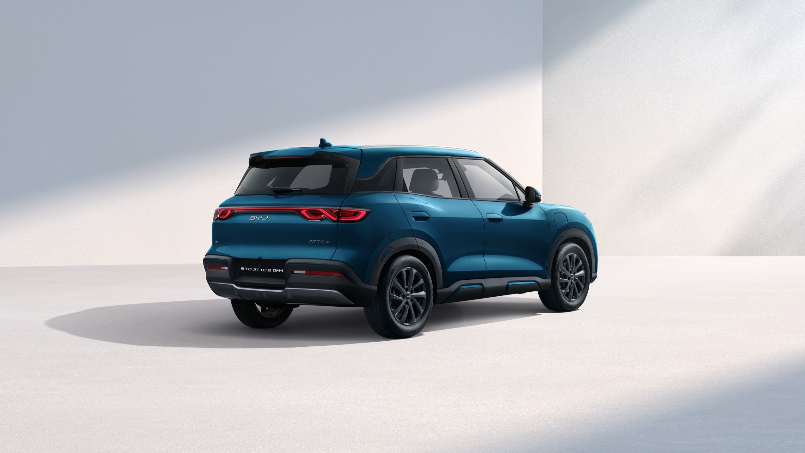 BYD ATTO 2 DM-i — view 2